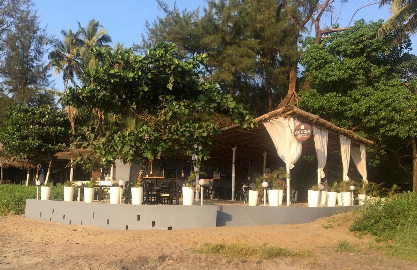Mamagoa Beach Resort Mandrem Exterior photo