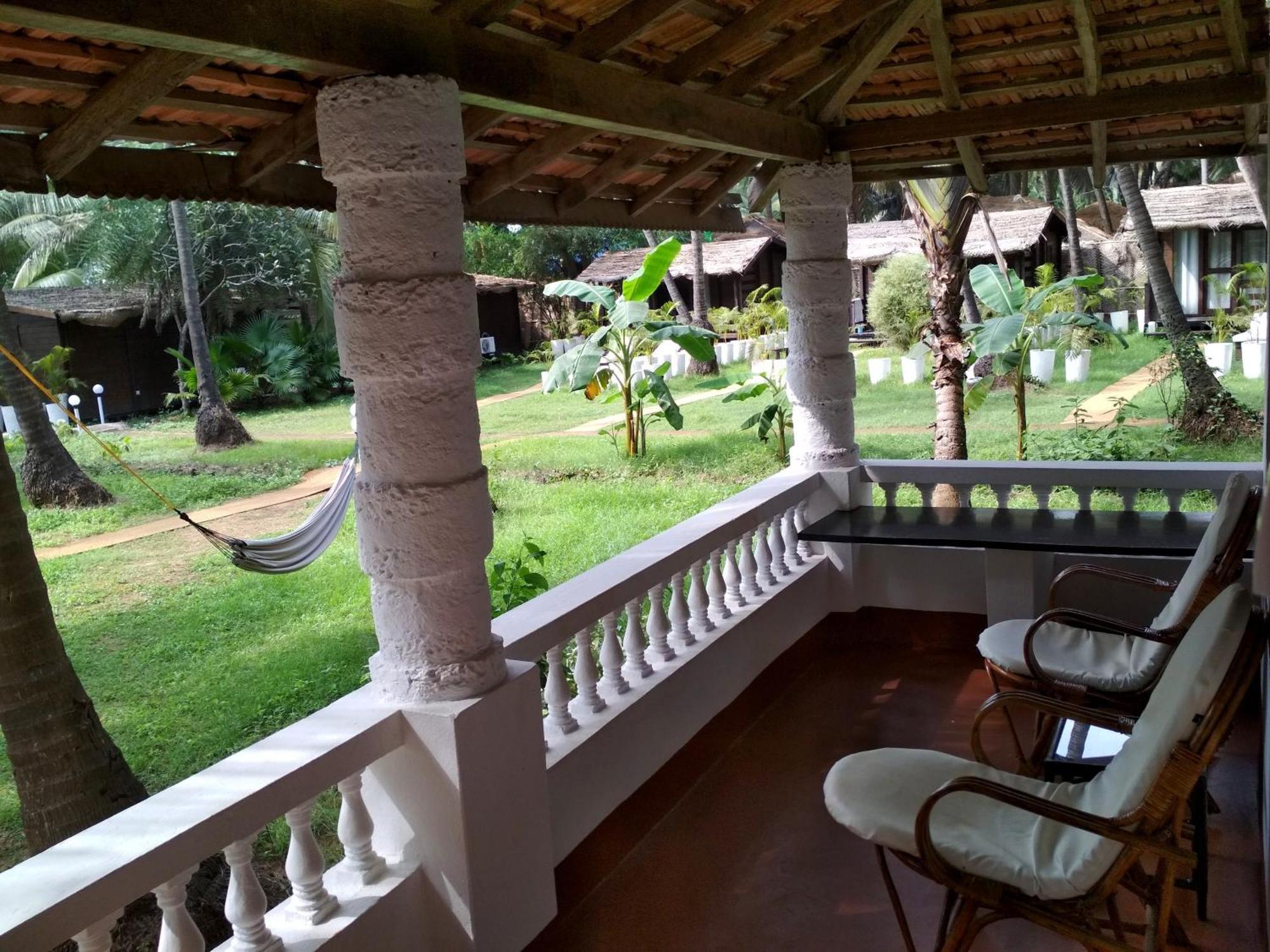 Mamagoa Beach Resort Mandrem Exterior photo